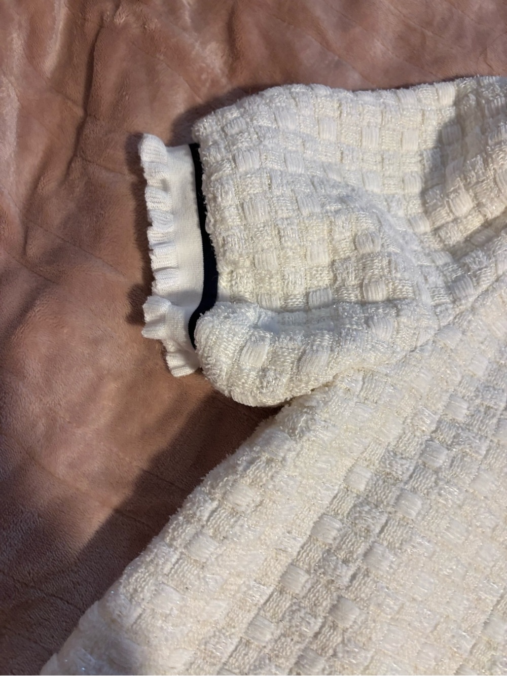 Voy Cream Short Sleeve Textured Knit Top with Black Trim - Picture 6 of 6